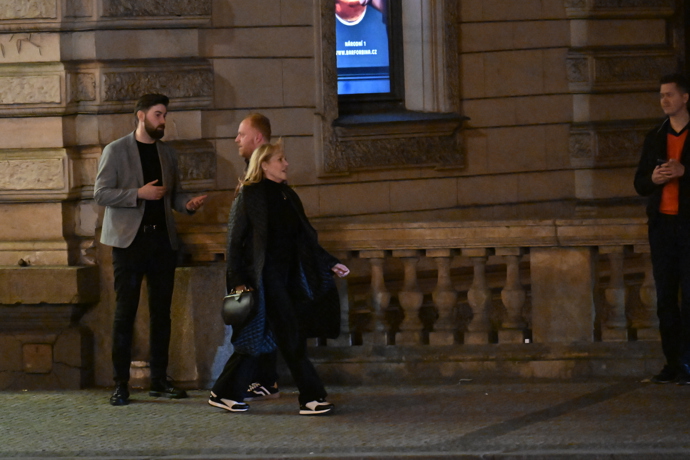 Dagmar Havlová odcházela z party. 