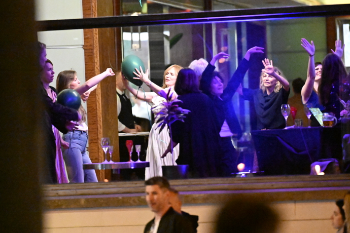 Aňa Geislerová tančila s balonkem.