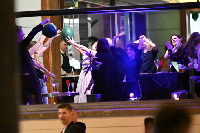 Aňa Geislerová tančila se zeleným kamarádem. 