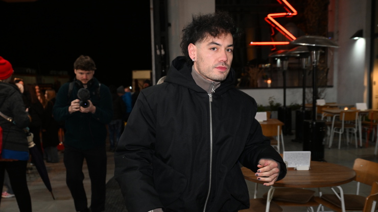 Nechybí ani Renne Dang. 