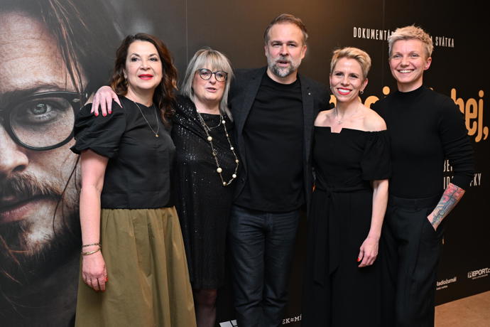 Hosté na premiéře dokumentu Neboj, dýchej, čaruj.