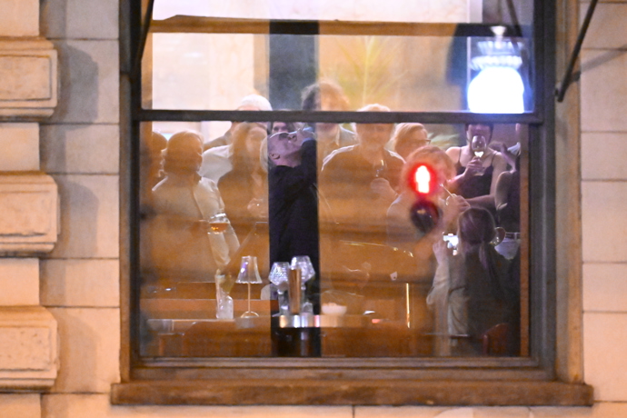 Jiří Macháček si dopřál cigárko. 