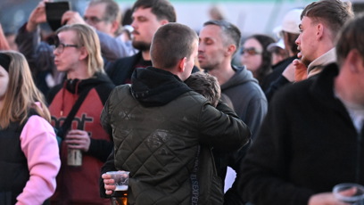 FOTO: Maxgreen se emočně zhroutil.