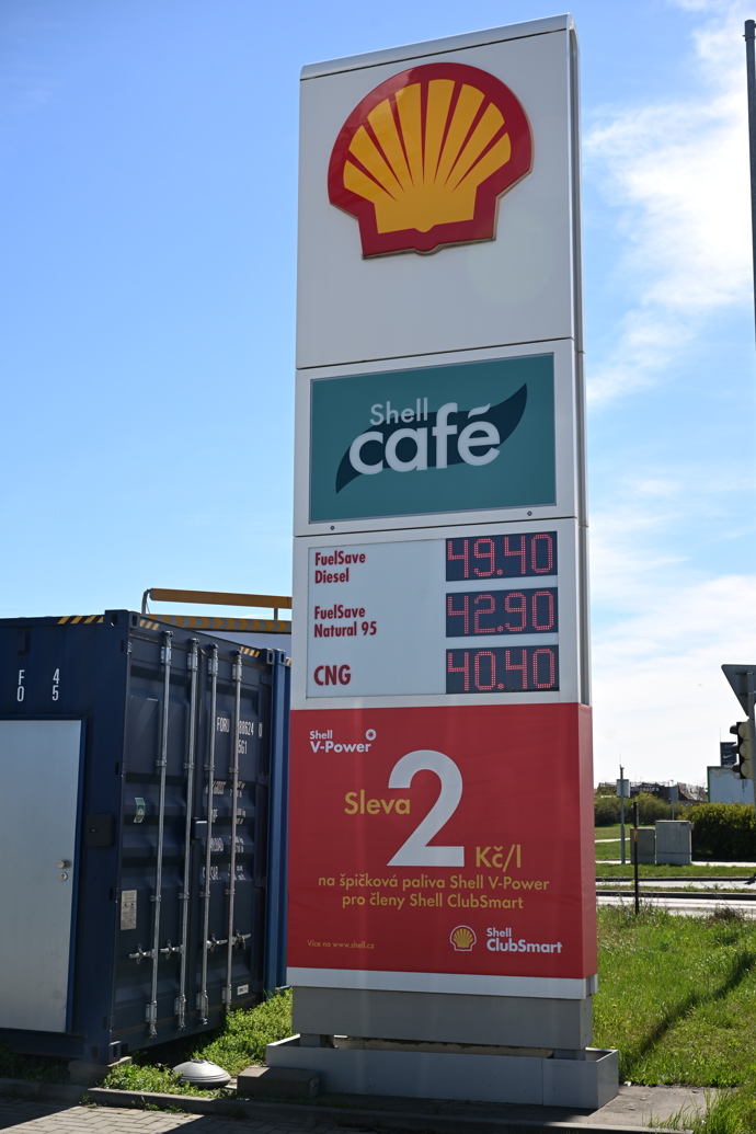 Na čerpací stanici Shell vyjde diesel na 49.40 korun.
