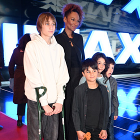 Lejla Abbasová vyrazila premiéru filmu Super Mario s dětmi.