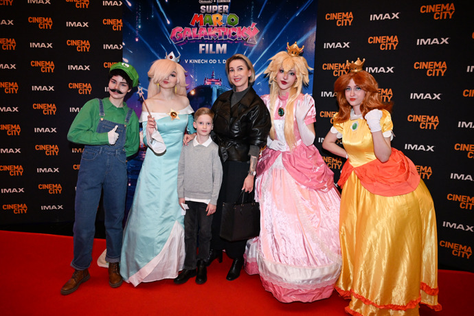 Dominika Mesarošová se synem.