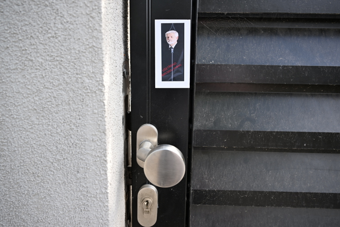 Děsivý vzkaz s fotkou Petra Pavla.