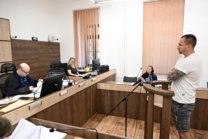 Vladislav Trejbal odmítl vypovídat. 