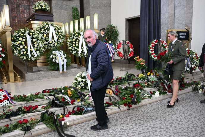 Poslední rozloučení s diskařem Imrichem Bugárem.