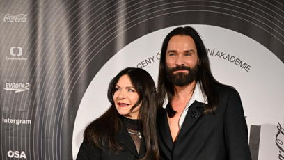 FOTO: Anna K. dorazila v doprovodu kadeřníka Michala Zapoměla.