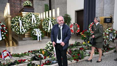 FOTO: Poslední rozloučení s diskařem Imrichem Bugárem.