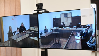 FOTO: Soud probíhal prostřednictvím videí.