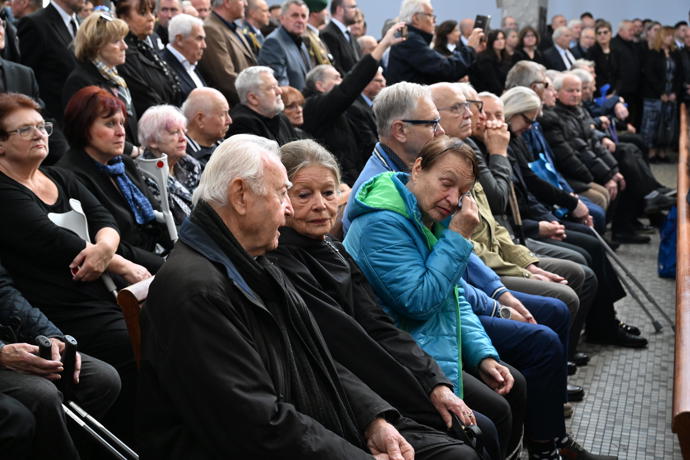 Poslední rozloučení s diskařem Imrichem Bugárem.