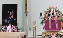 Poslední rozloučení s Dominikou Elischerovou.