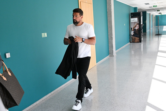 Milan Baroš očividně neměl náladu.