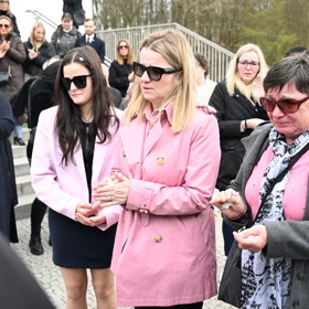 Zdrcená maminka Petra.