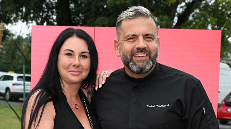 Radek Kašpárek s partnerkou