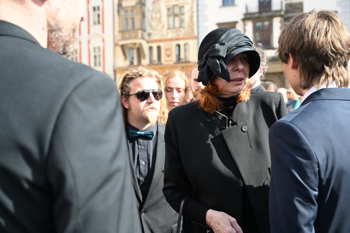 Zdrcená Radka Potměšilová.