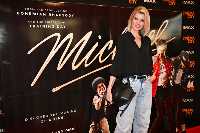 Iveta Lutovská dorazila v dobré náladě.