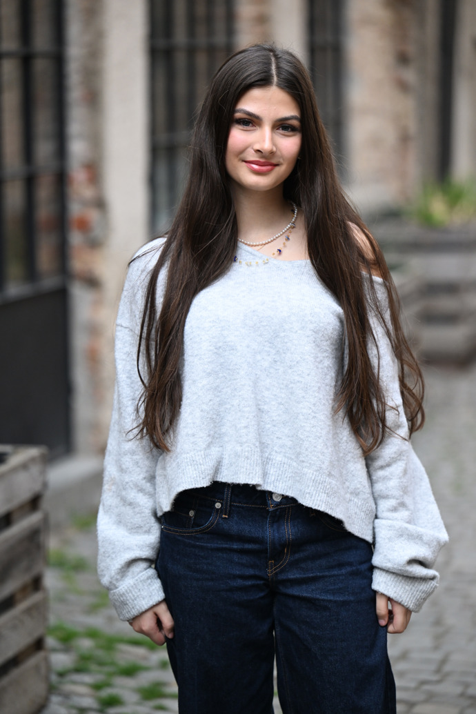 Krásná Zuzana Decastelo.