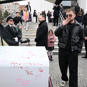 Vladimír Kadlec je známý pro svá vtipná videa.