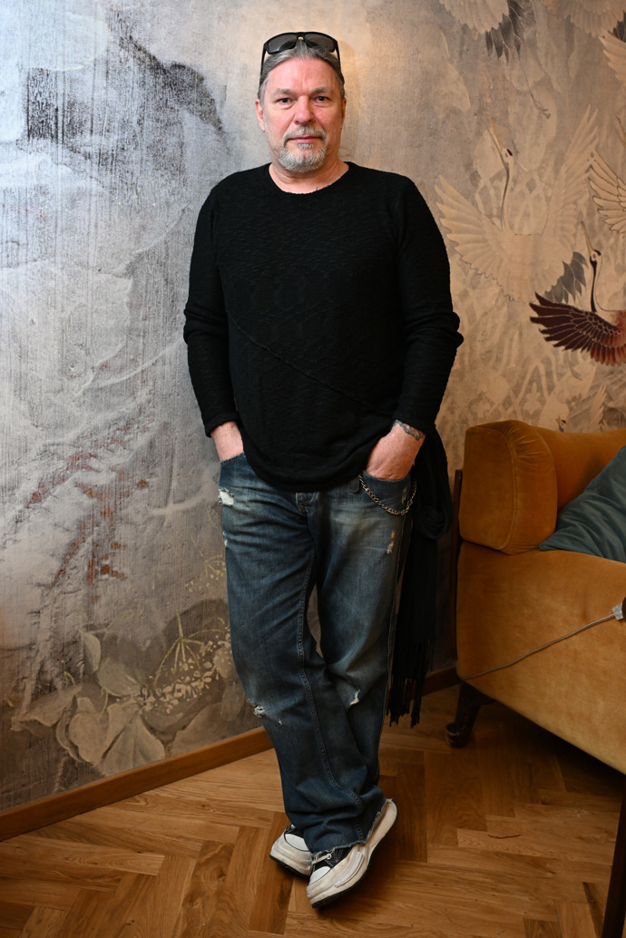 Petr Kolář vydal novou píseň.