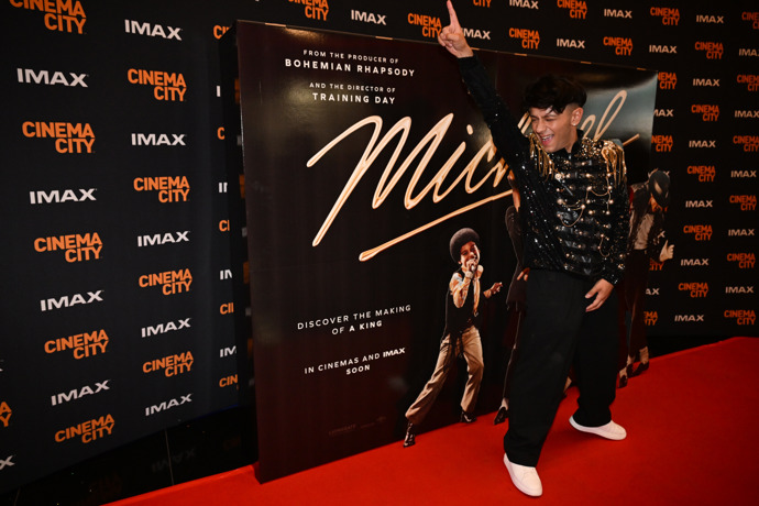 Jan Bendig předváděl Michaela Jacksona. 