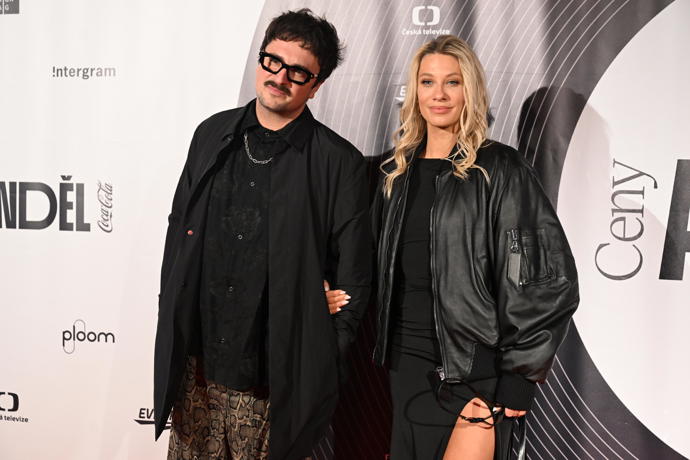 Předávání cen Anděl se zúčastnil každý, kdo v uměleckém světě něco znamená. 