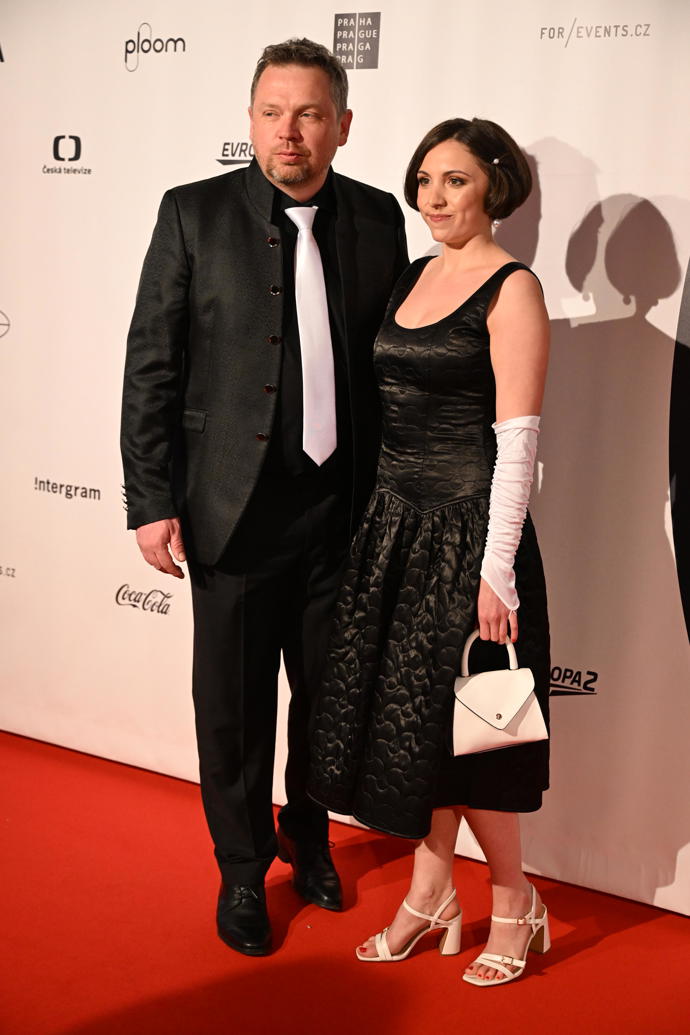 Klusák dorazil po boku Schejbalové.