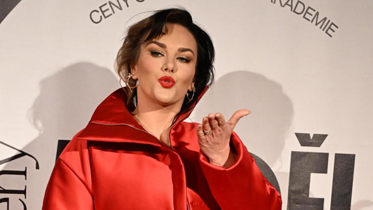 Ewa Farna vypadala skvěle a byla v dobrém rozmaru. 