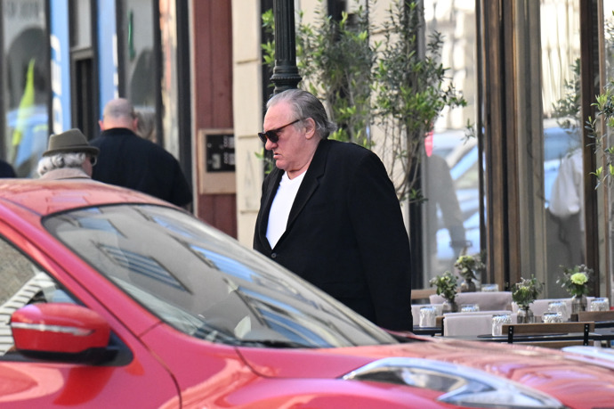 Gérard Depardieu je v Praze.