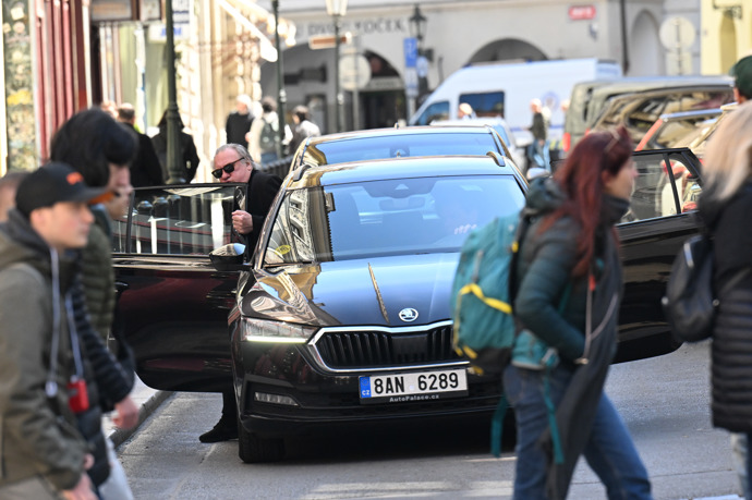 Gérard Depardieu je v Praze.