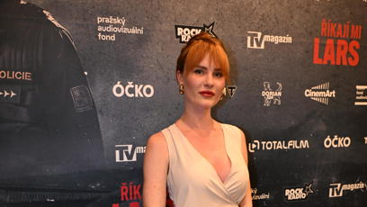 FOTO: Maria Pavlová dráždila přítomné v odvážném modelu s hlubokým výstřihem.