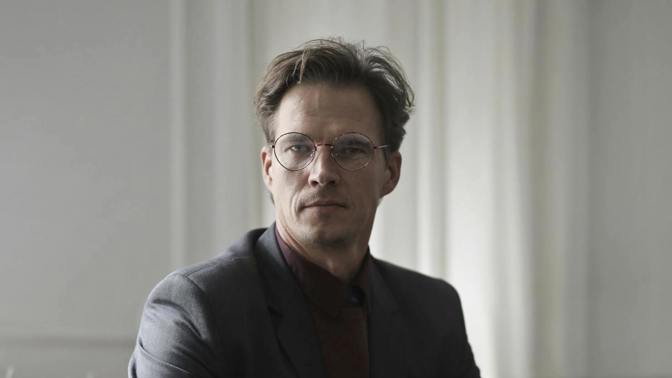 Příběhy o životě: Zůstal jsem s kamarádovou ženou sám v kuchyni. Pak se mě pokusila políbit