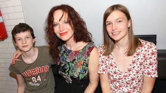 Pyšná mamina Sára Saudková: Nejstarší dcera zdědila umělecké sklony, tři synové mají typicky mužské zájmy