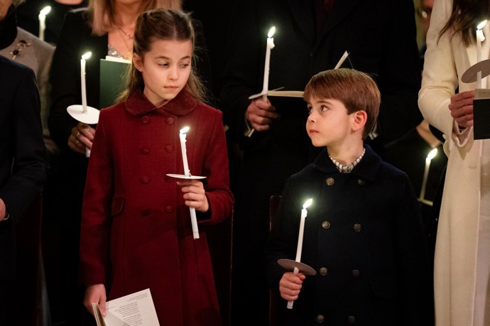 Byť pak už měla raději brášku na očích. Ostatně, jeden Charlottin pohled většinou stačí, aby se malý princ zklidnil.