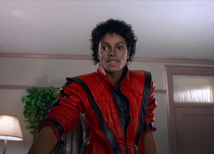 Takto vypadal Michael v roce 1983 při natáčení klipu k písni Thriller. Se synovcem vypadají jako dvojčata.