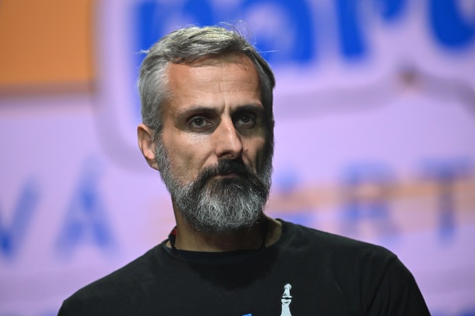 Otakar Foltýn randí s Katerinou Demetrashvili. 