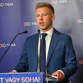 Péter Magyar vyhrál volby.