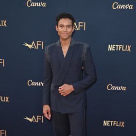Jaafar Jackson je hlavní hvězdou životopisného filmu Michael, který právě přichází do kin.