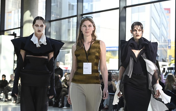 Absolutním vítězem soutěže Mattoni Young Fashion Stars 2026 se stala Barbora Kotěšovcová.