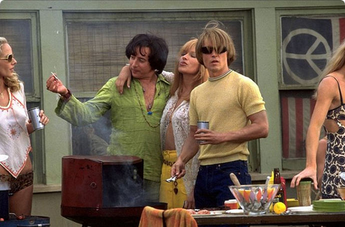 snímek z filmu Kokain (Paul Reubens, Franka Potente, Johny Depp)