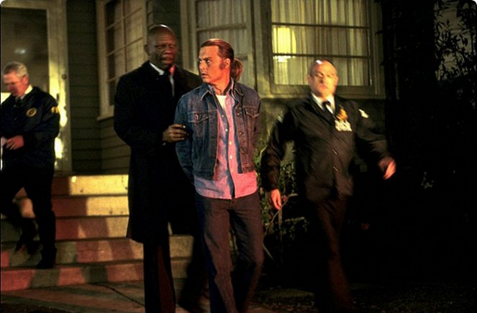 snímek z filmu Kokain (Johnny Depp)