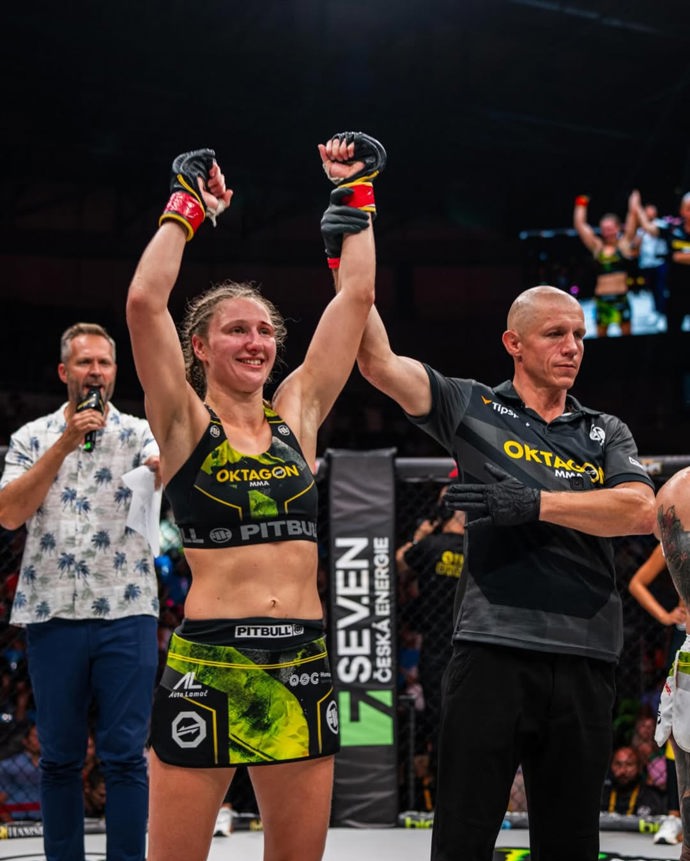 Lucia Szabová drtí jednu soupeřku za druhou.