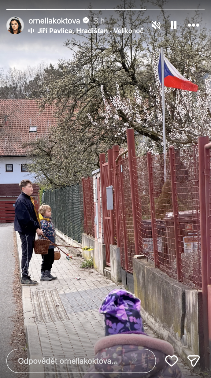 Ornella Koktová tráví Velikonoce se svými dětmi.