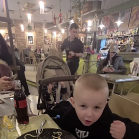 Snaží se být dobrými rodiči pro své děti, o návrat však nejde.