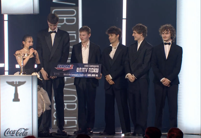 Sošku v kategorii Objev roku si odnesla nadaná zpěvačka Marie April.