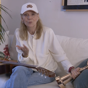 Na obrazovkách se objevila zesláblá Lenka Filipová.