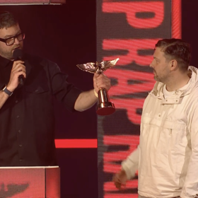 Řada oceněných umělců využila přímý přenos k ostré kritice současné vlády a celkové politické situace.