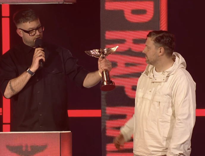 Řada oceněných umělců využila přímý přenos k ostré kritice současné vlády a celkové politické situace.